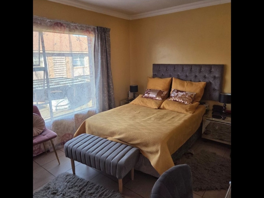 2 Bedroom Property for Sale in Pellissier Free State